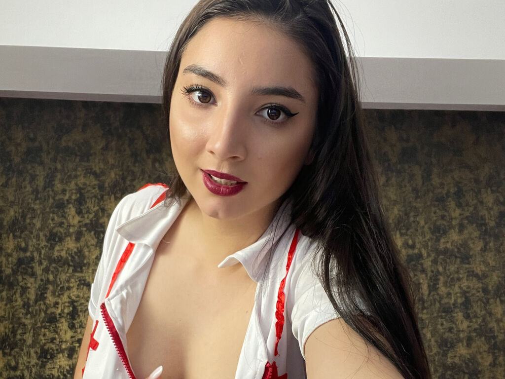 MellyMouova cams web webcams pussy blowjob