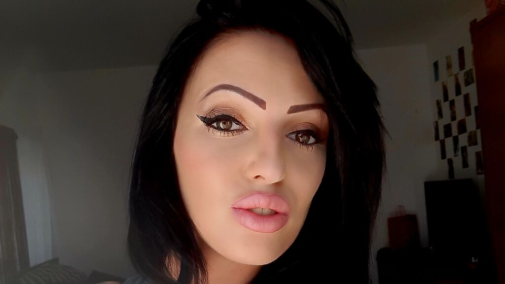 Eugnia's profile from Jasmin at GirlsOfJasmin'