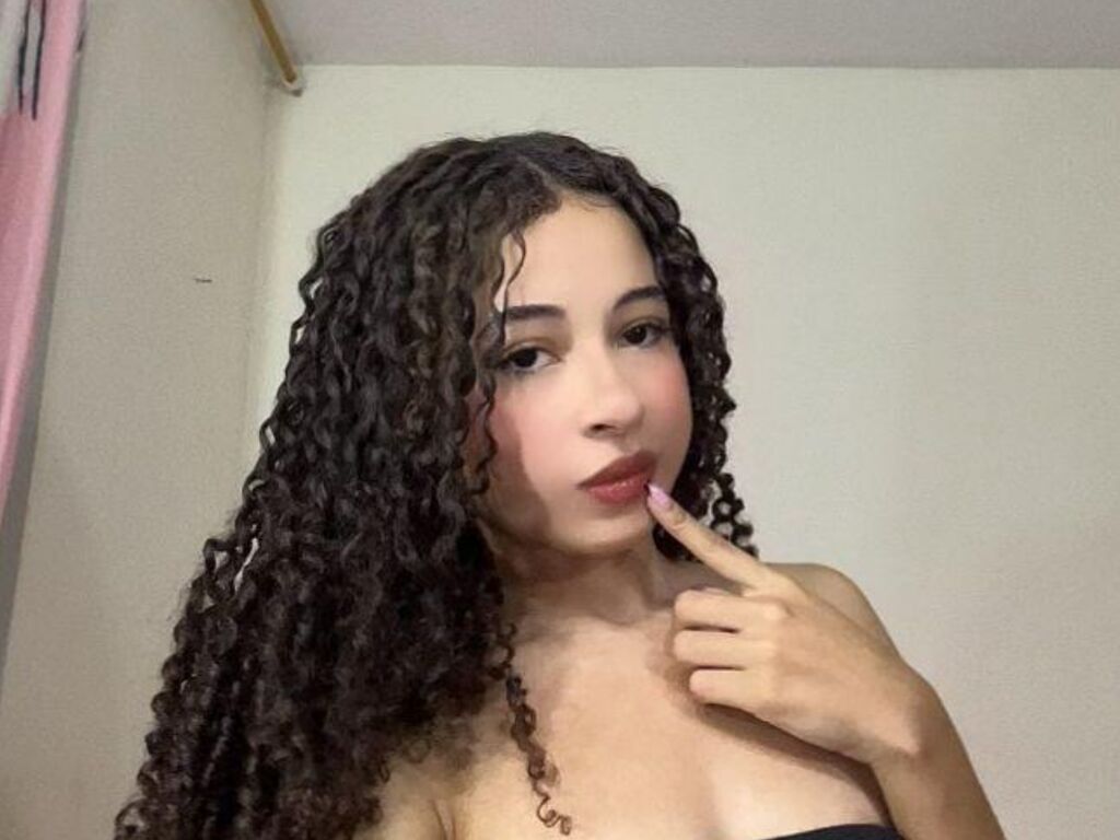 Image of cam model AmandaFerri from Web Night Cam (LiveJasmin)