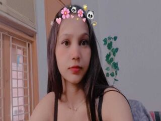 AmairaSingh]