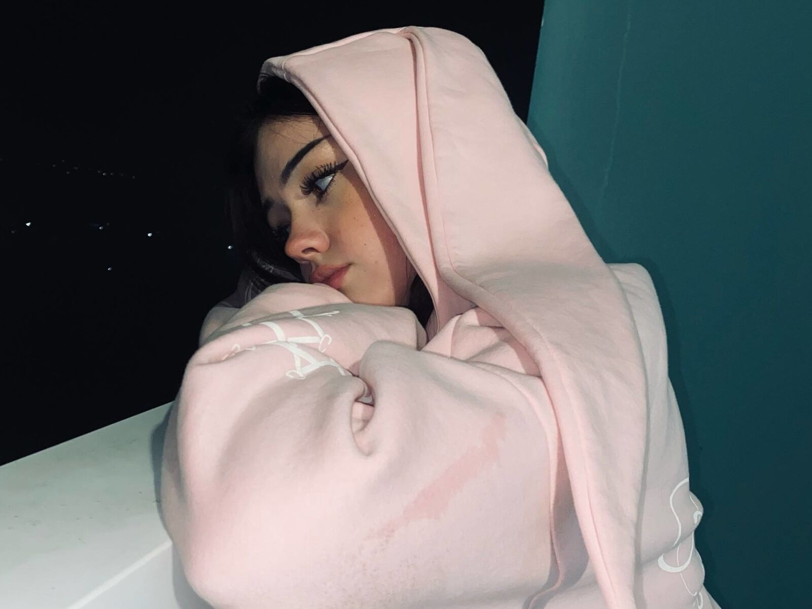 Live cam for NellieMurdaugh
