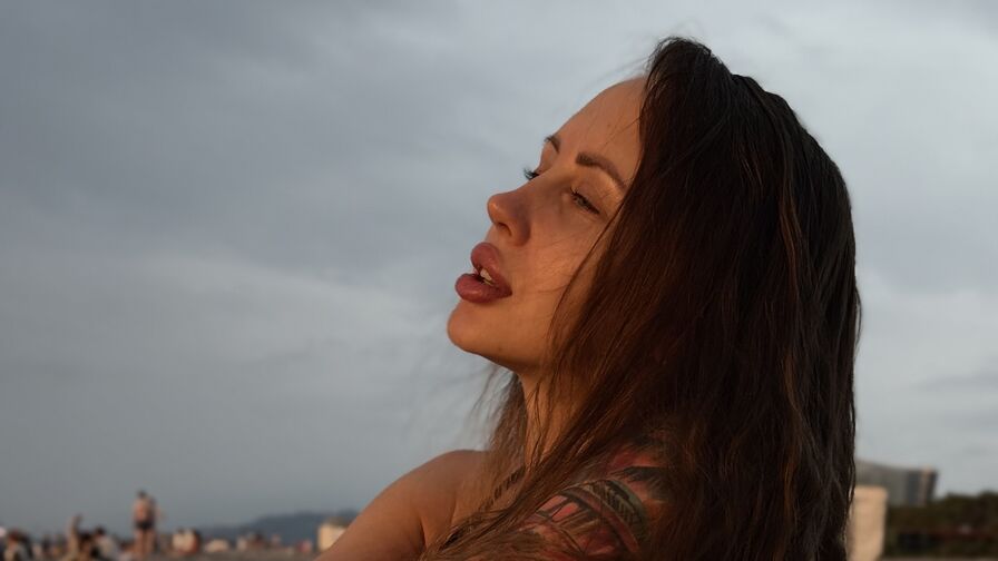 Watch SofiaMorgans live on Amateur Porn