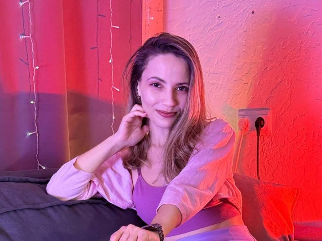 AmeliaEil live girl webcam profile