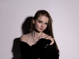 ChloeMillis Porn Show