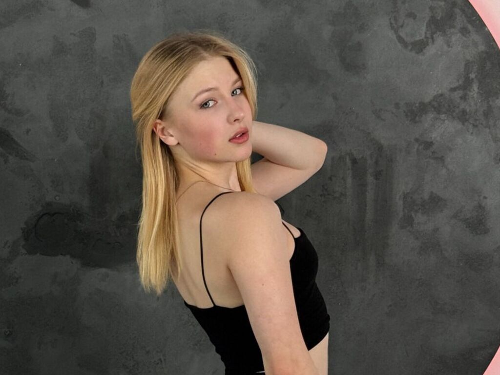 EllieRoyce Nackt
