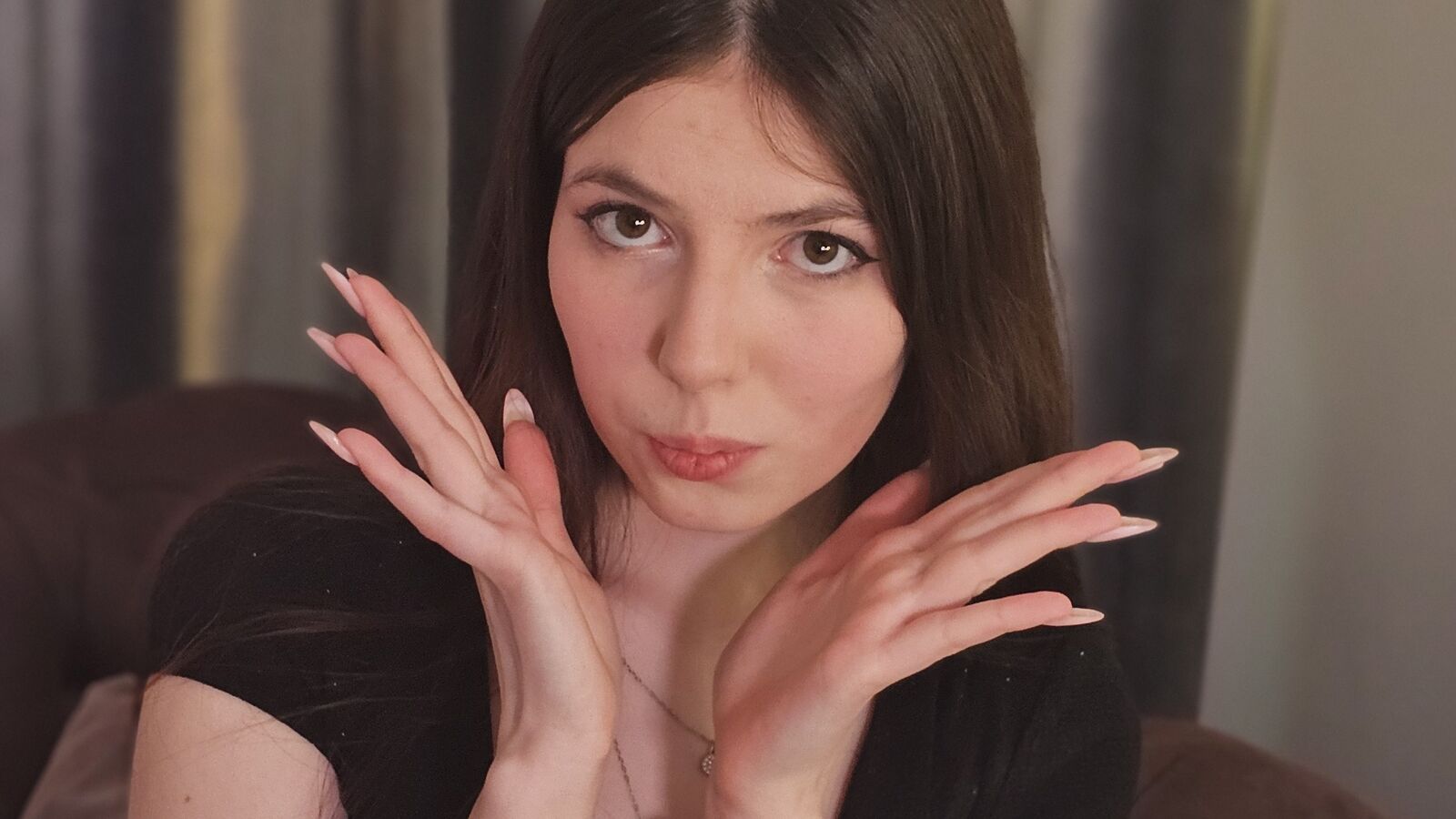 JaneLaurence erotic portrait