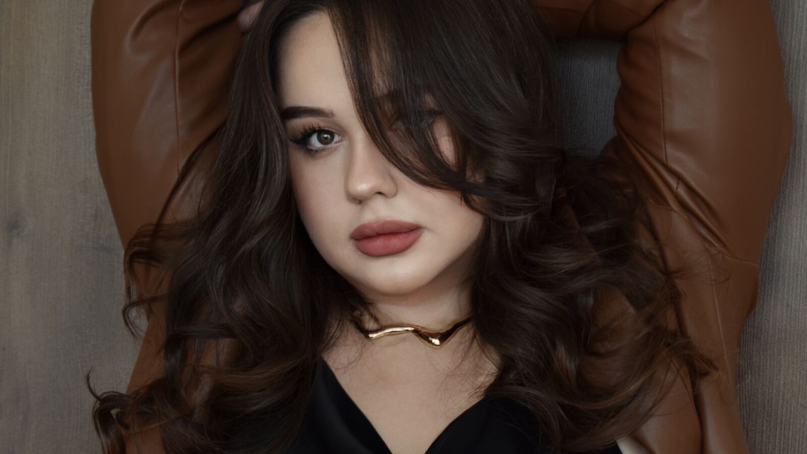 MaddyCrofte glamour portrait