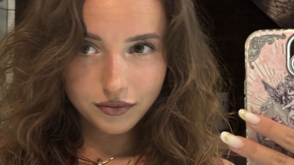 IsabelleValen cover