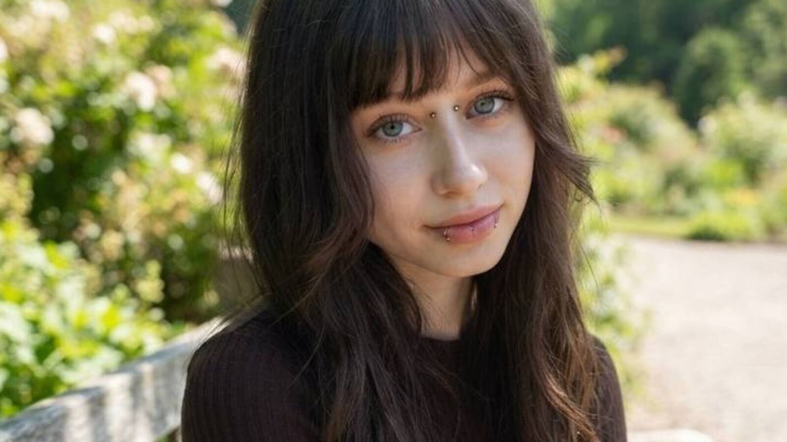 NadeneBarios glamour portrait