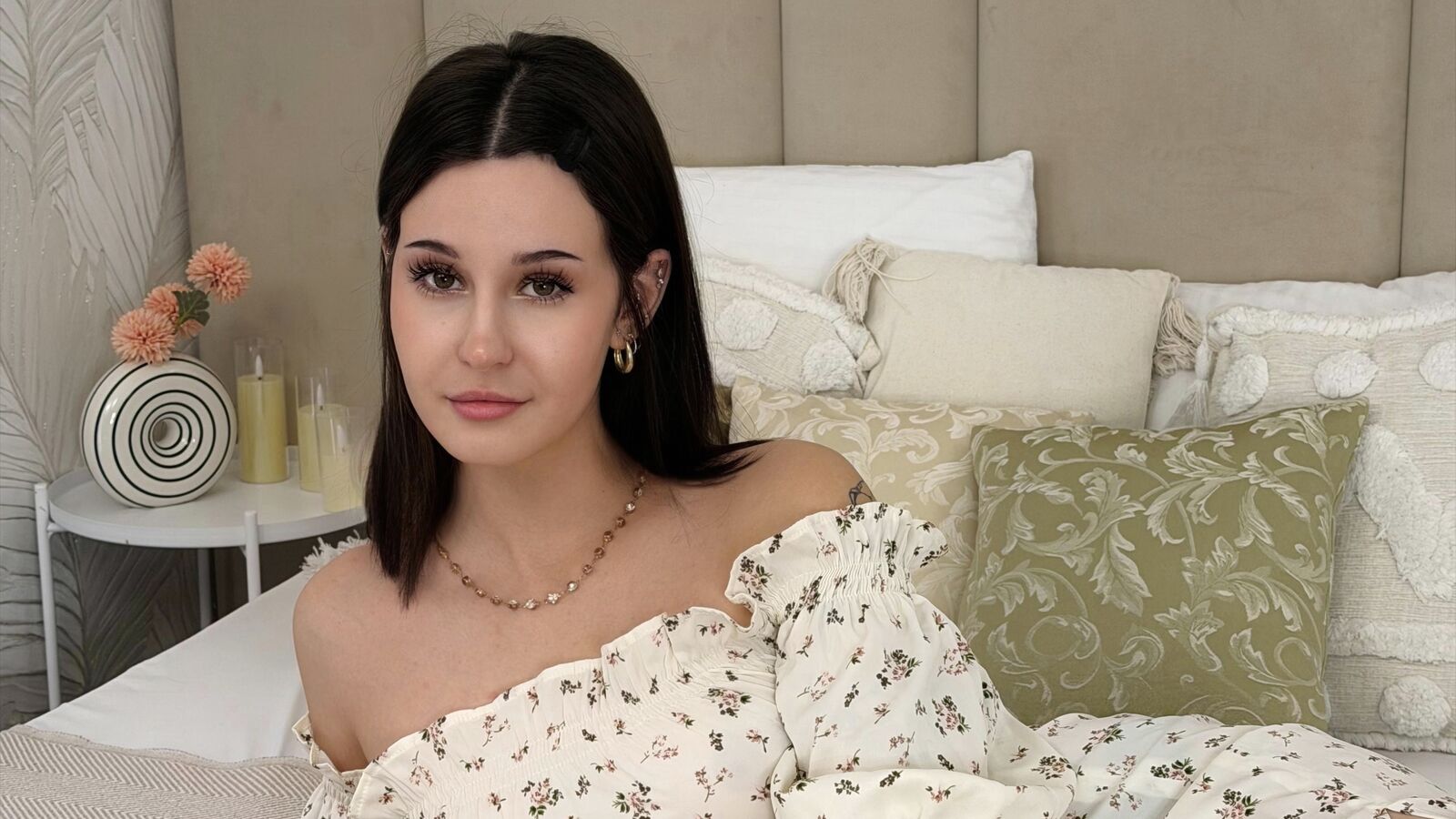 SelenaMirel erotic portrait
