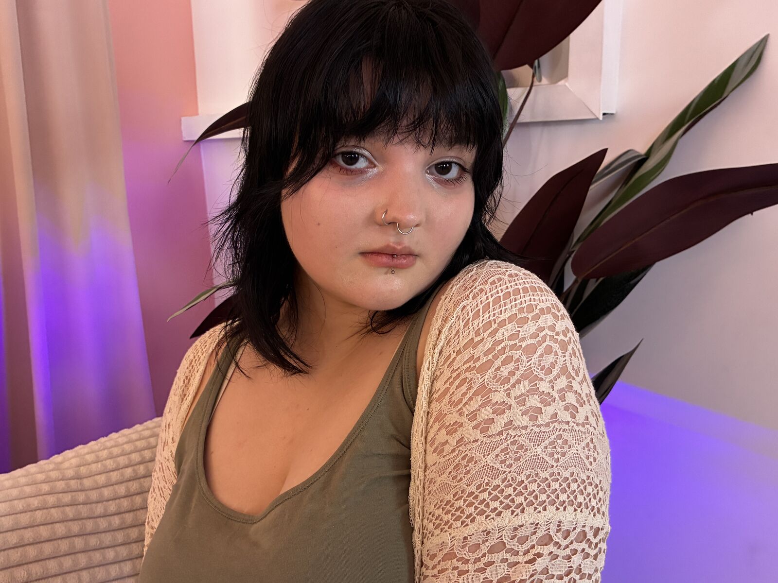 Live cam for LillianHenns