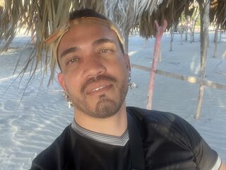 strip chat room KentCabrera