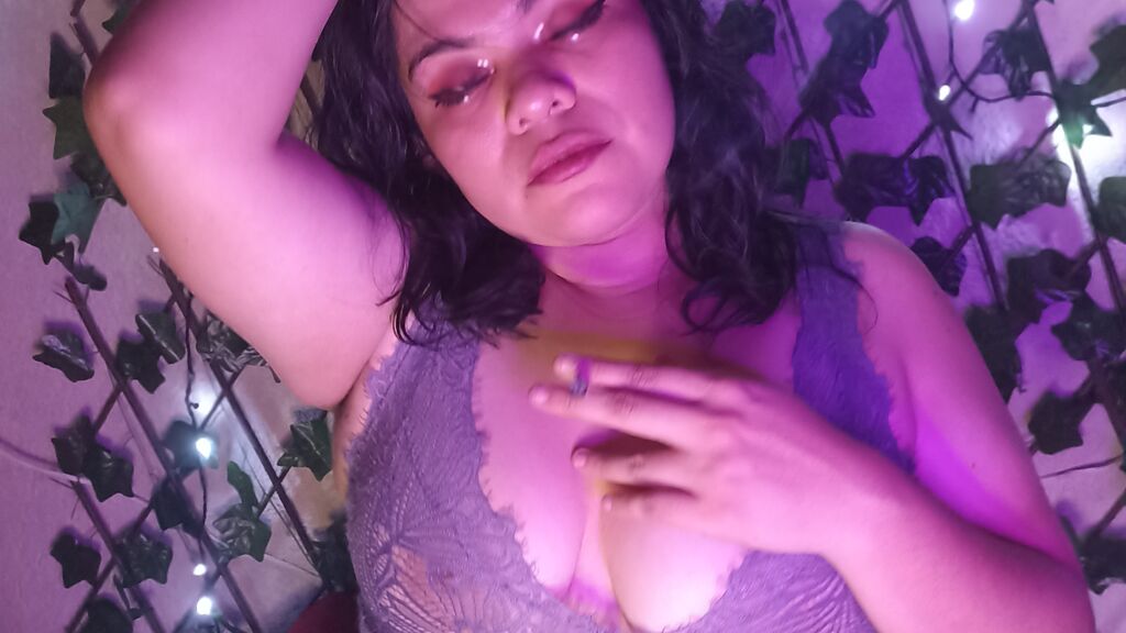  online at GirlsOfJasmin