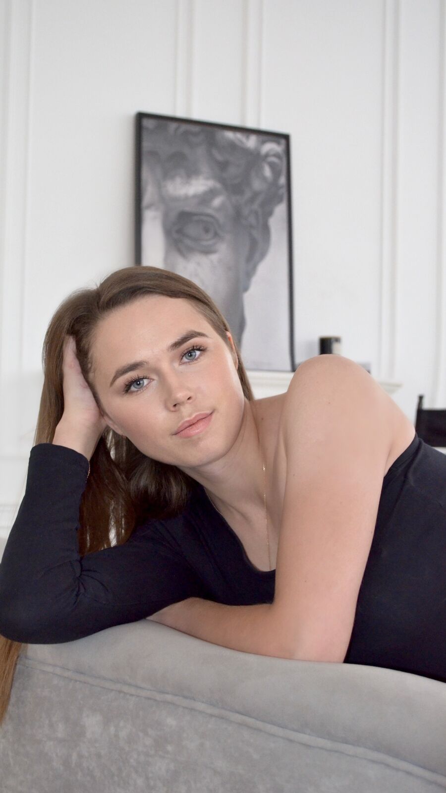 LizaBecker erotic portrait
