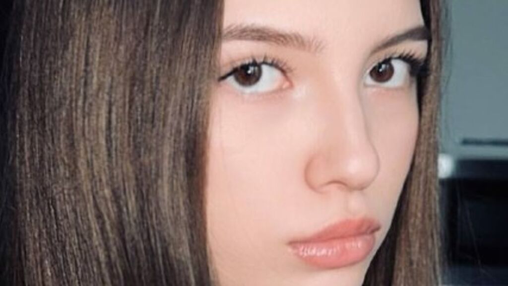 MonicaDew's profile from Jasmin at GirlsOfJasmin'
