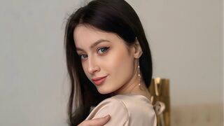 Kostenlos Nackt LucyMew