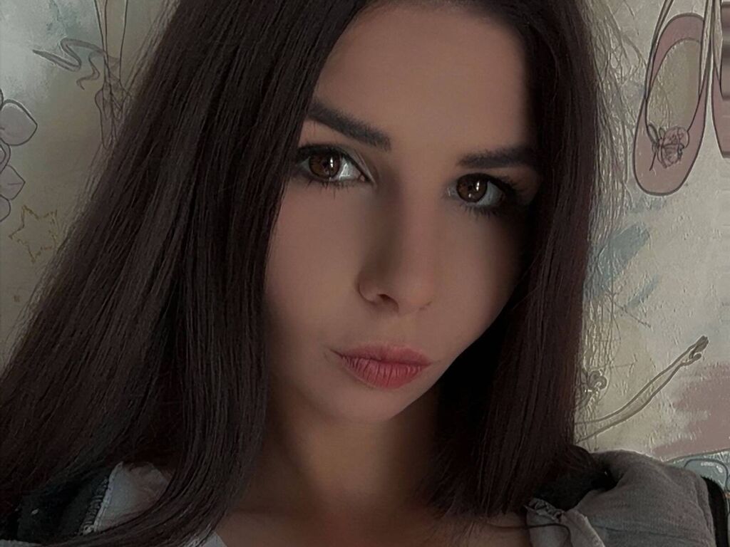 DanelleTown webcam girl preview