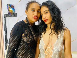 ElizaAndQuisha Live cam chat