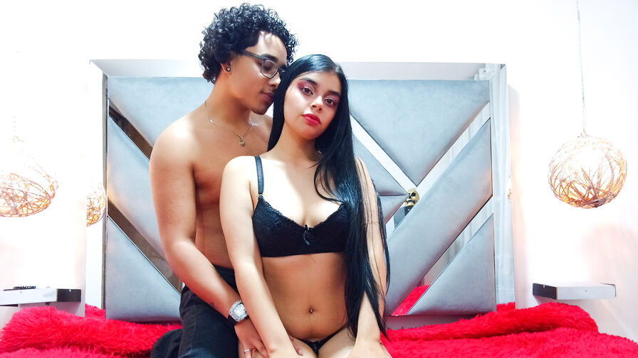 MarcosAndJulliet's live cam