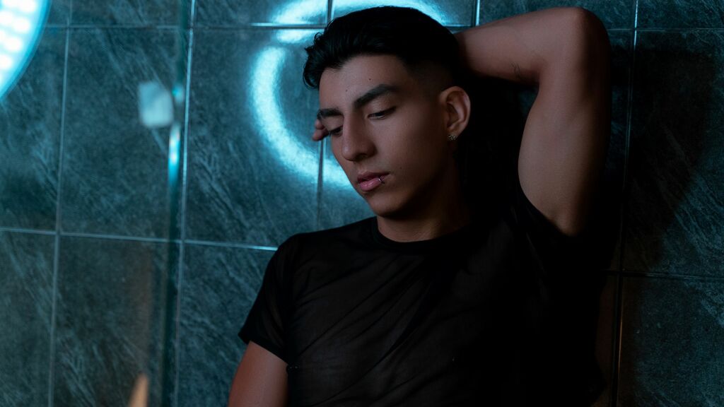 DylanFlorez's profile from LiveJasmin at BoysOfJasmin'