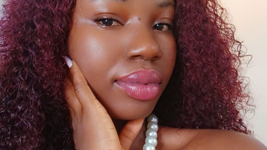 Watch MaeRicardo live on Free Erotic Fantasy