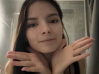 EdwinaDaggett Live girls cam