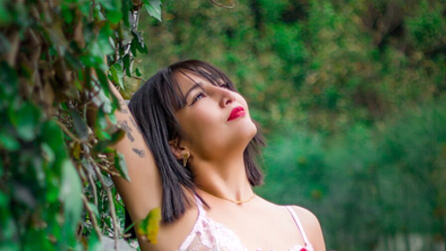 EvangelineCors live cam model