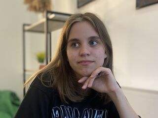 MelisaVonk webcam model