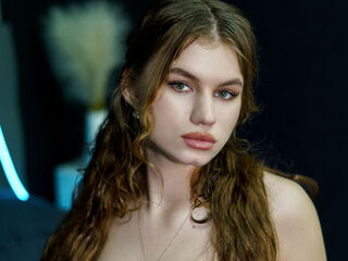 MelanieJhonson Porn Show