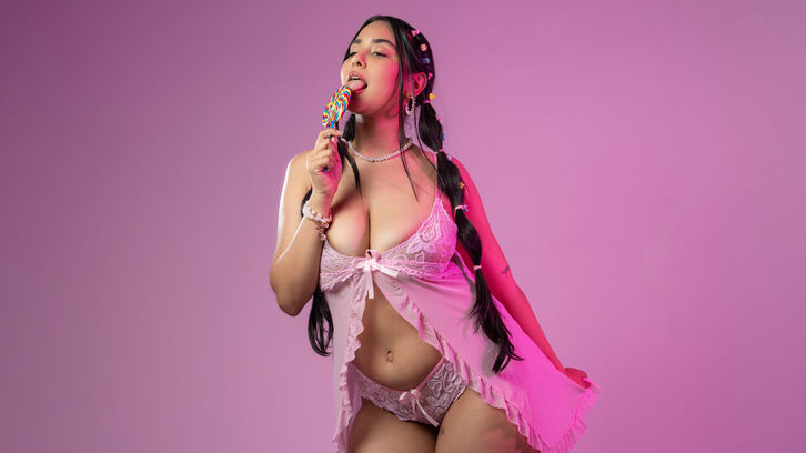 NatalyBloom live webcam show