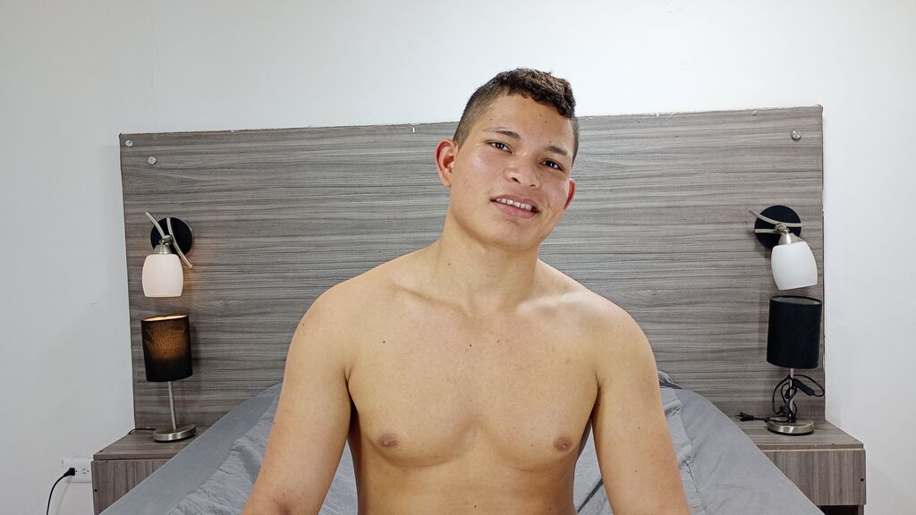 TeoZion's profile from LiveJasmin at BoysOfJasmin'