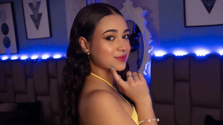DannaVeelez live webcam show