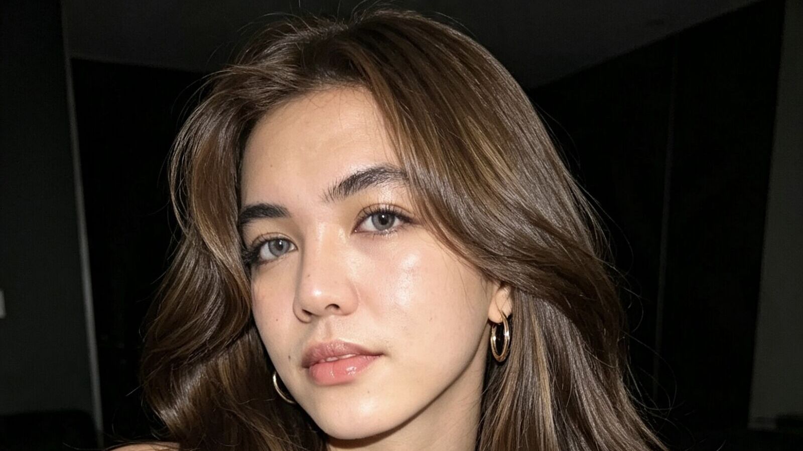 MayumiMondragon glamour portrait