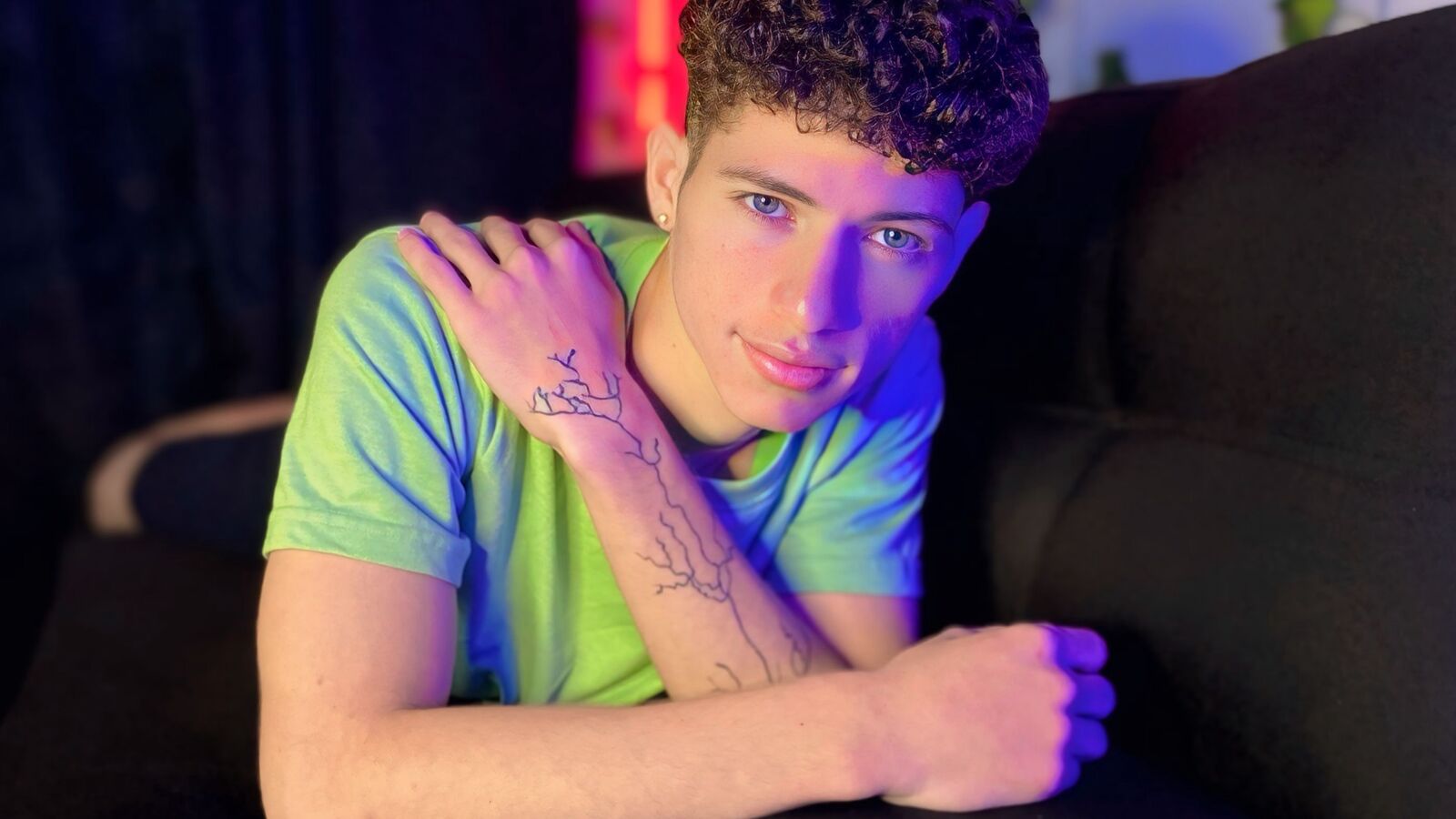 MattiaFontaine glamour portrait
