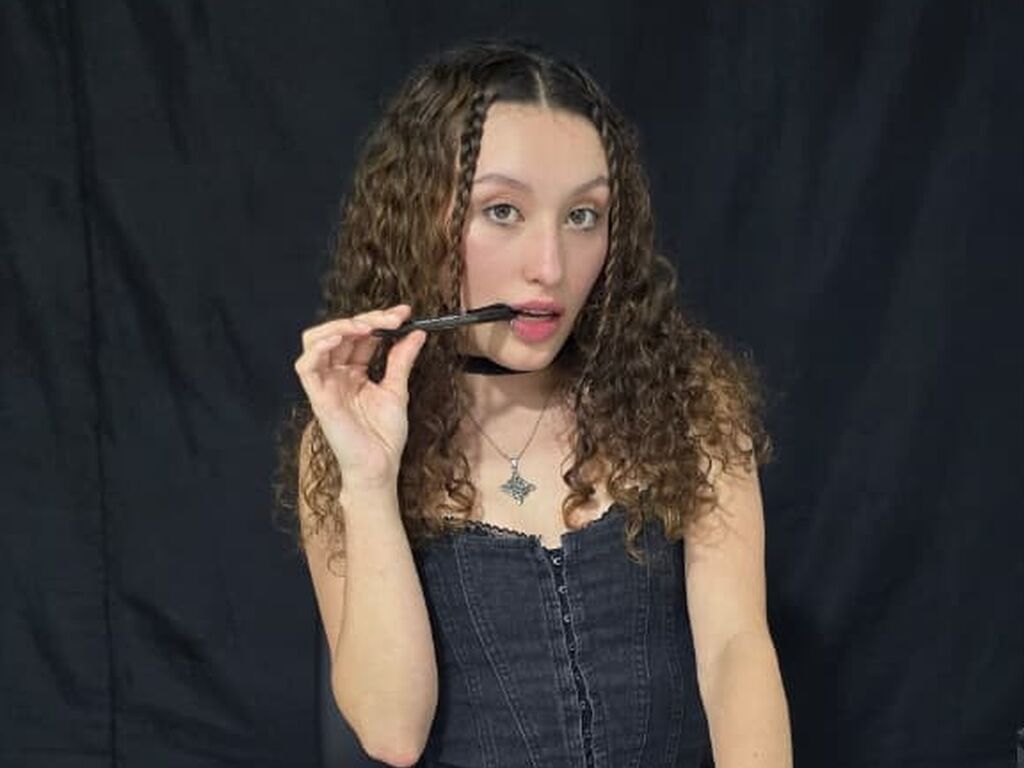 MarthiAdams LiveJasmin adult webcam model