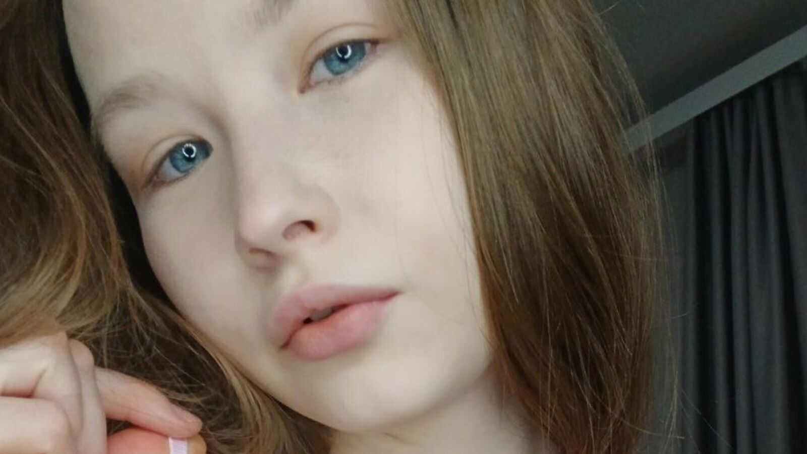 LeslyShay glamour portrait