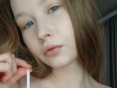 Chat with LeslyShay
