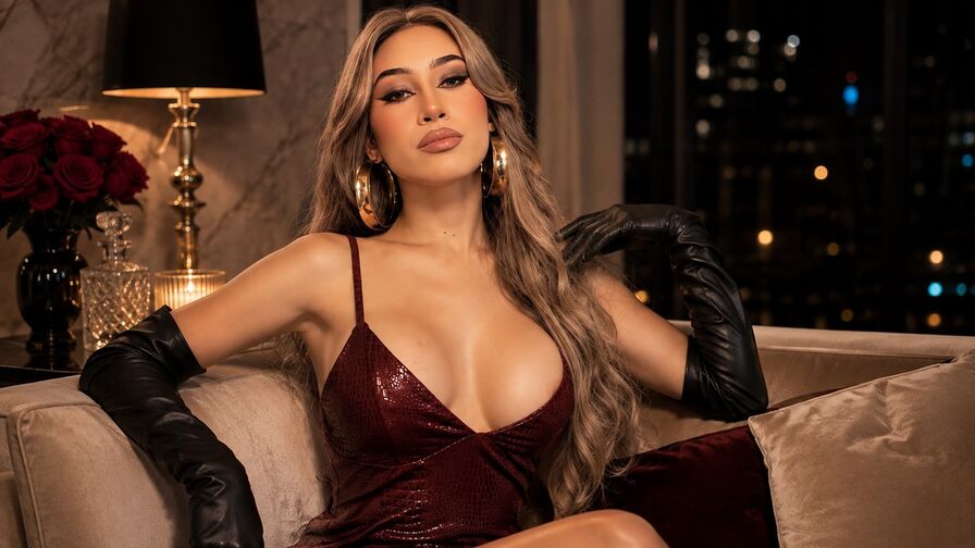 Watch SamarianCarolina live on Amateur Porn