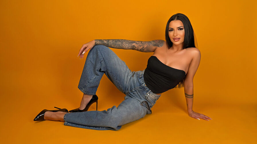 Watch Diane live on freshseotools.com
