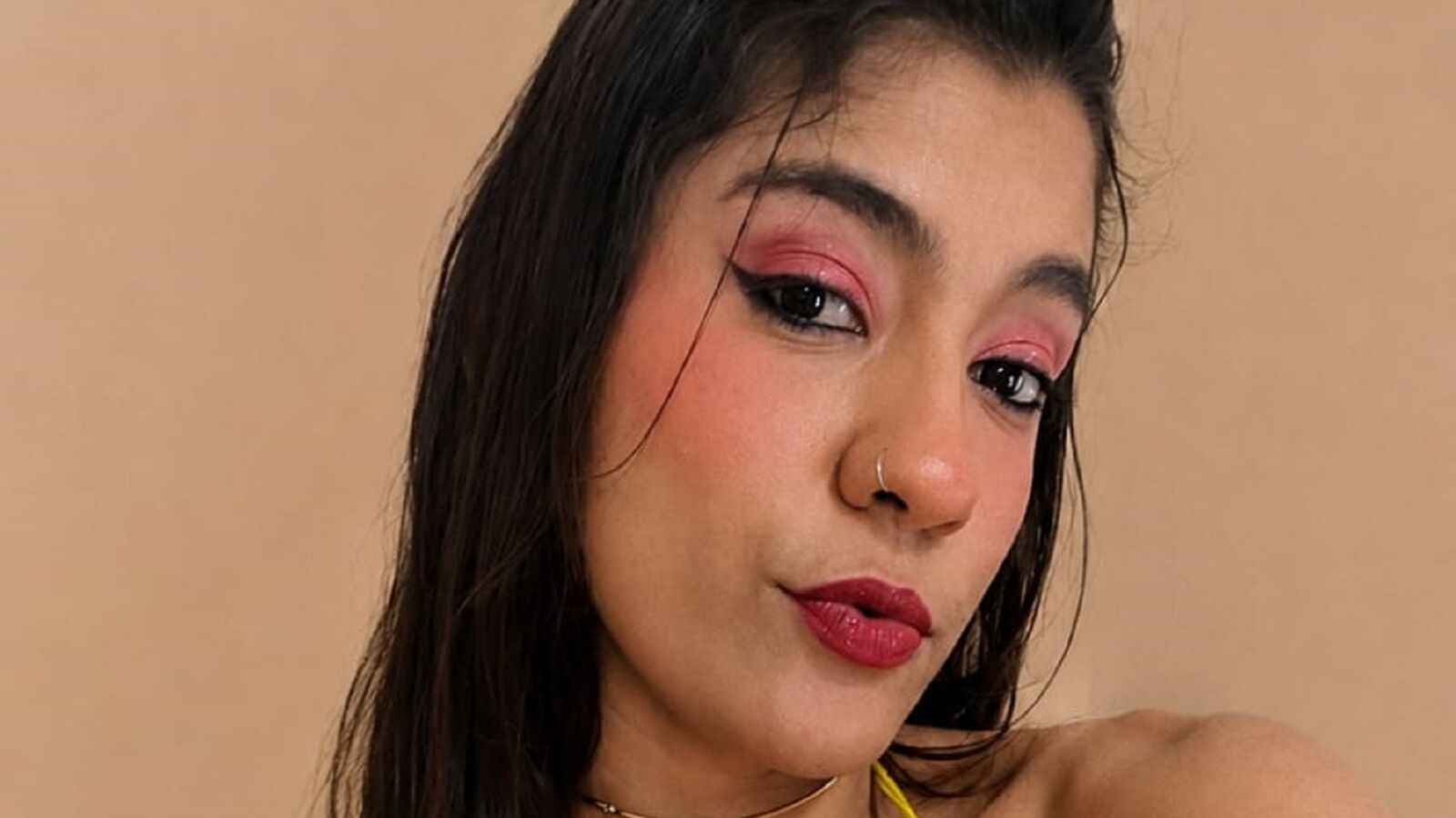 AlexandraWolft erotic portrait