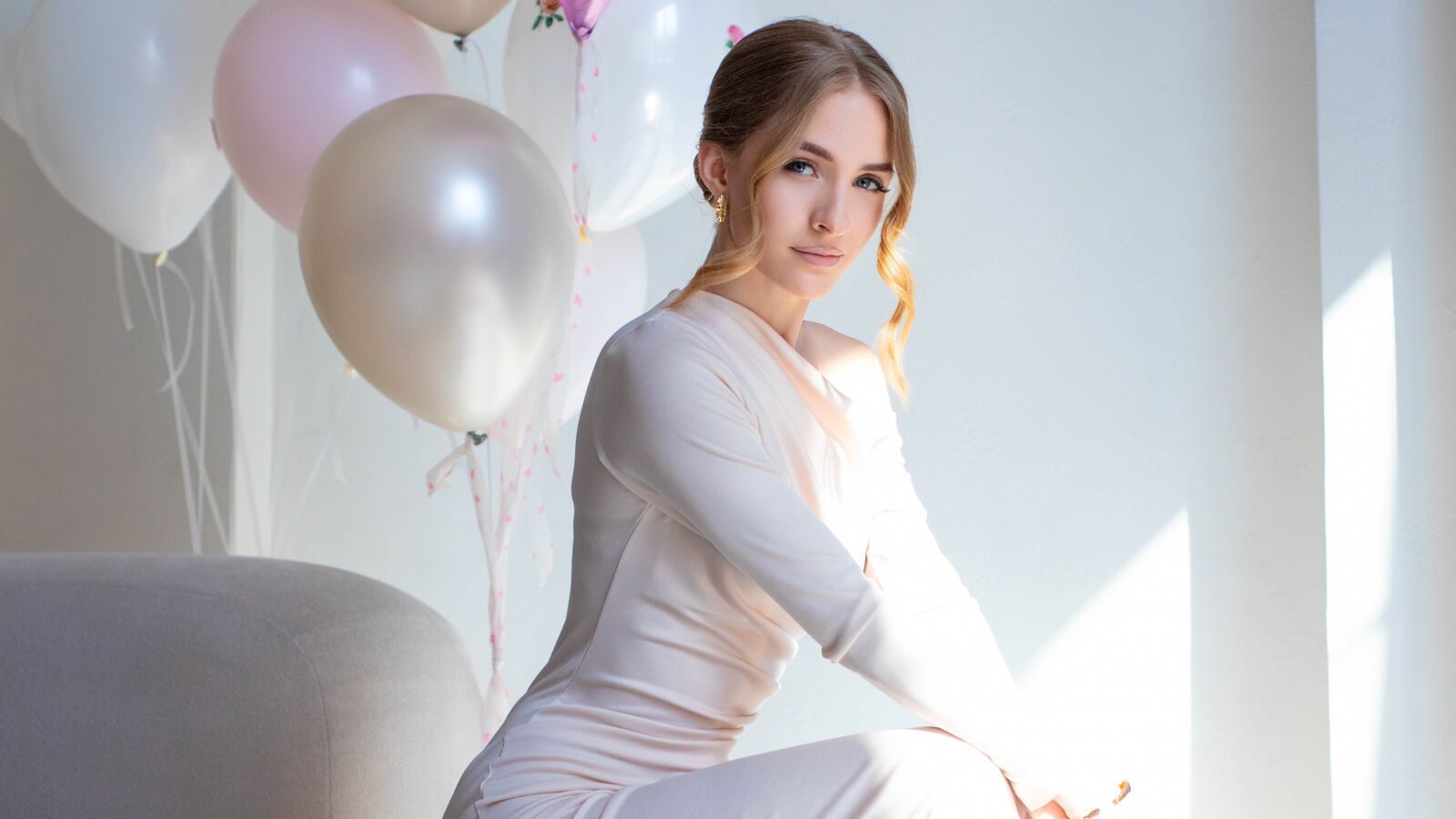 EvaBetts glamour portrait