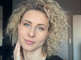 free online chatroom TiffaniRoze