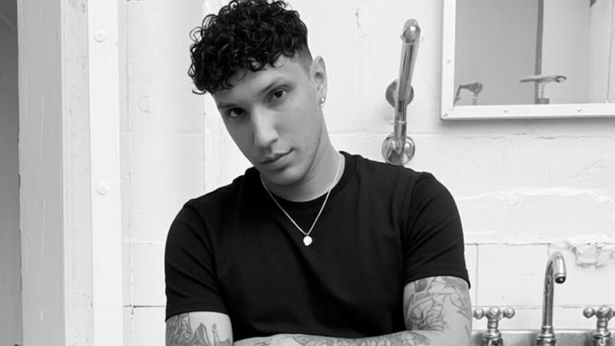 Watch AngeloColen on HQFuckTube.com