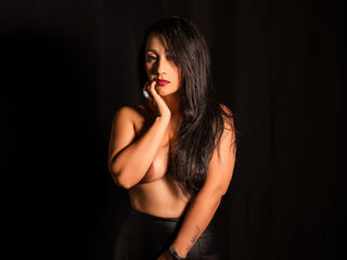 KurtneyTravis - LiveJasmin Deepthroat Dildo Dirtytalk Girl 