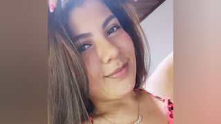 LuciaAmore webcam show