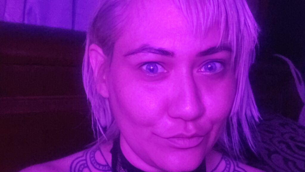 Watch LexieAcosta live on cam on LiveJasmin