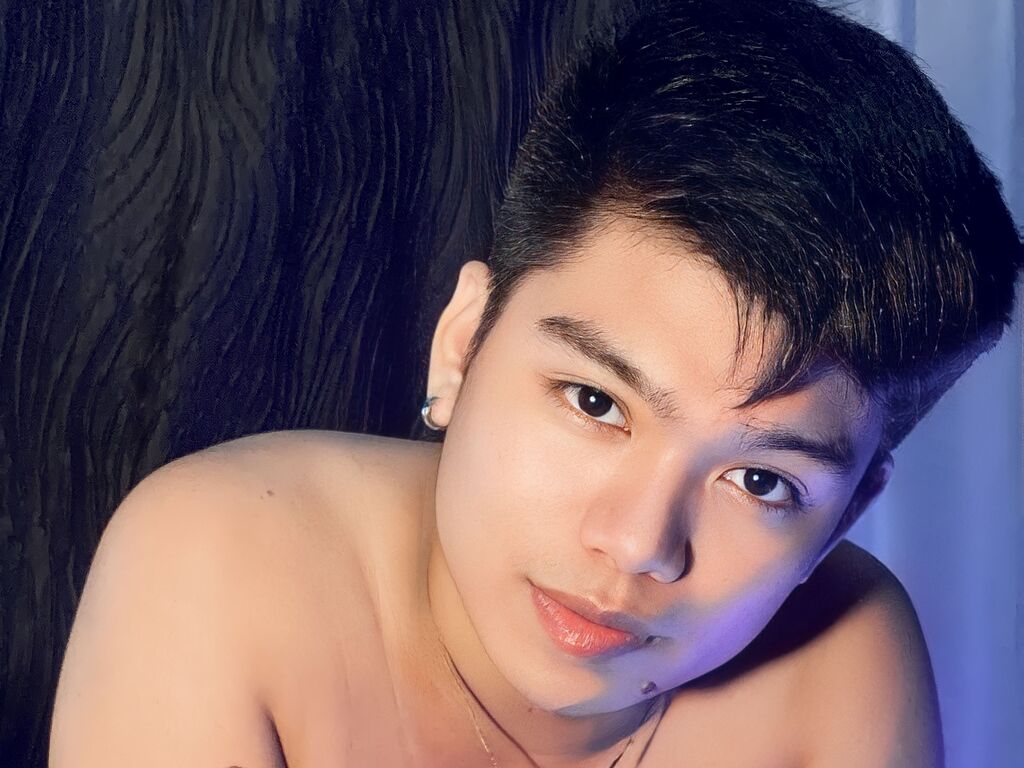 MaxAnder Nude