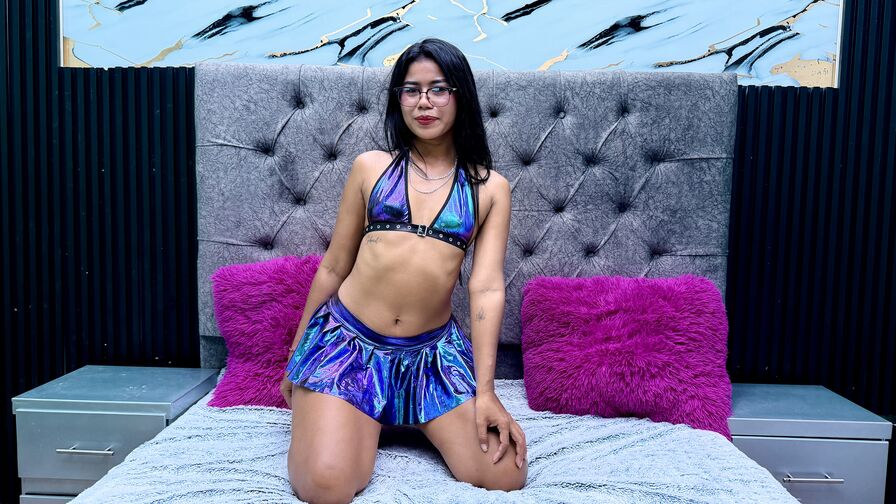 Watch WendyRous on NudiesOnlineCam.com