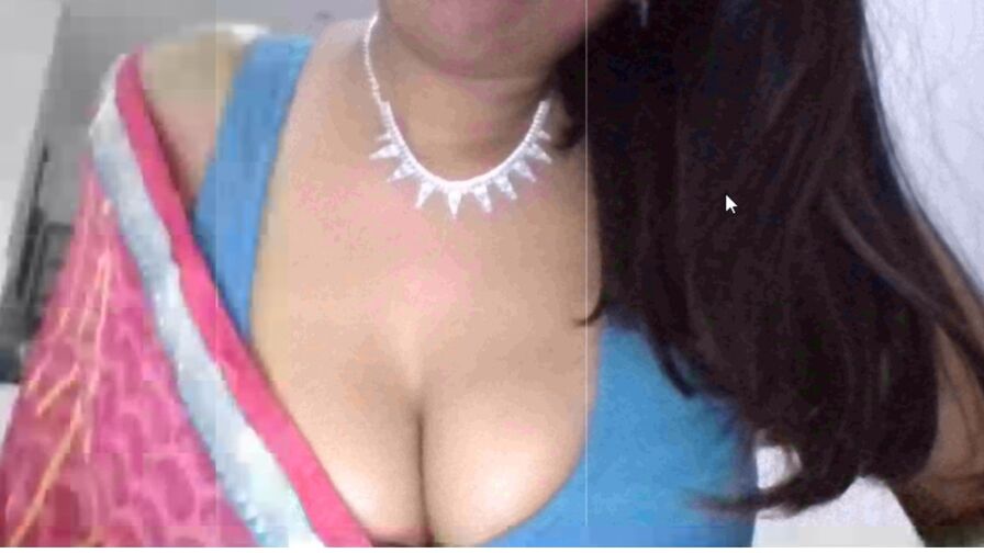 SonamDiva's live cam