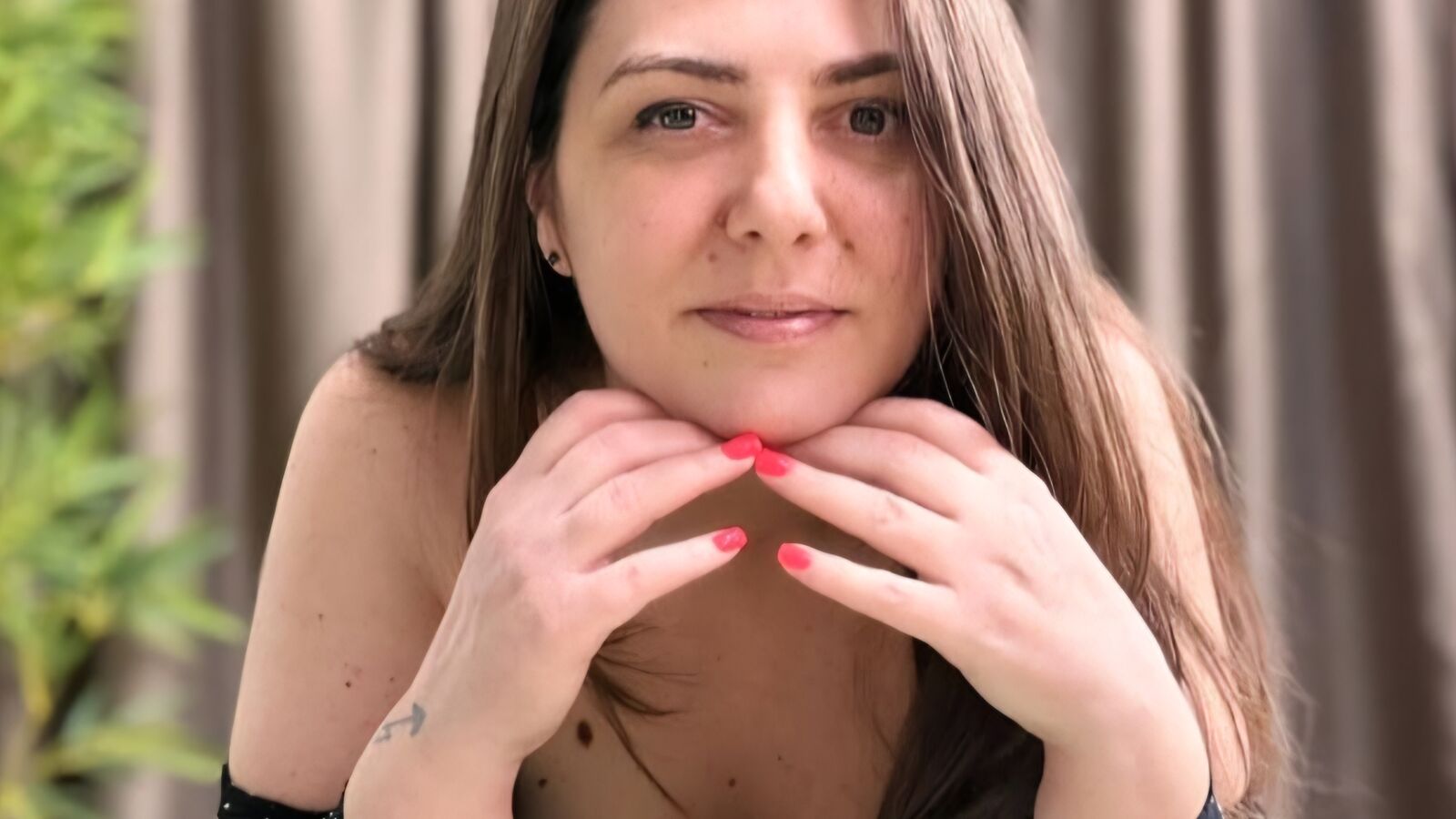 AryaMalone erotic portrait